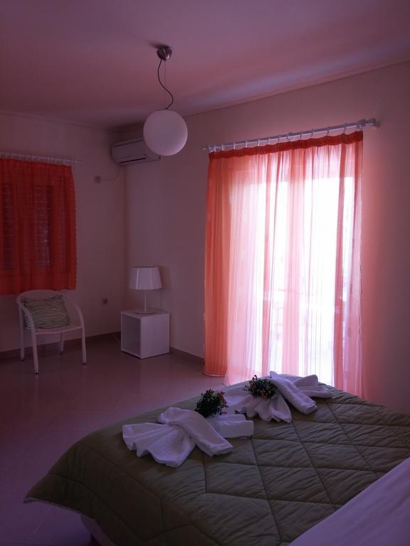Villa Muses Poros Town Phòng bức ảnh