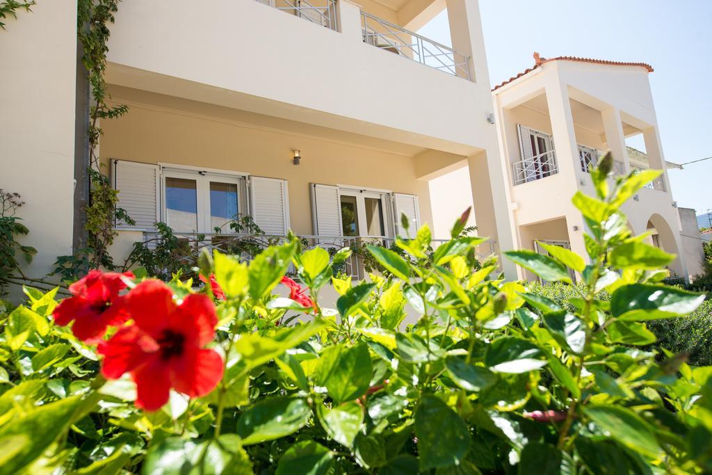 Villa Muses Poros Town Ngoại thất bức ảnh