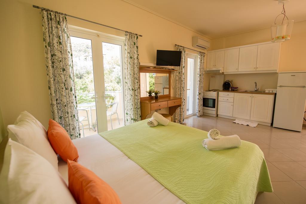 Villa Muses Poros Town Ngoại thất bức ảnh